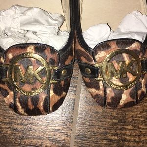 GUC Michael Kors Leopard Fulton flats 7